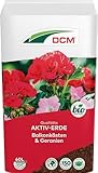 DCM AKTIV Erde Balkonkästen & Geranien - Spezialerde - Universalerde - Mit organischem Dünger - Mit Mykorrhiza-Pilzen - natürlichen Wasserspeicher Sphagnum -Moos - Torfreduzierte Pflanzenerde - 40 L